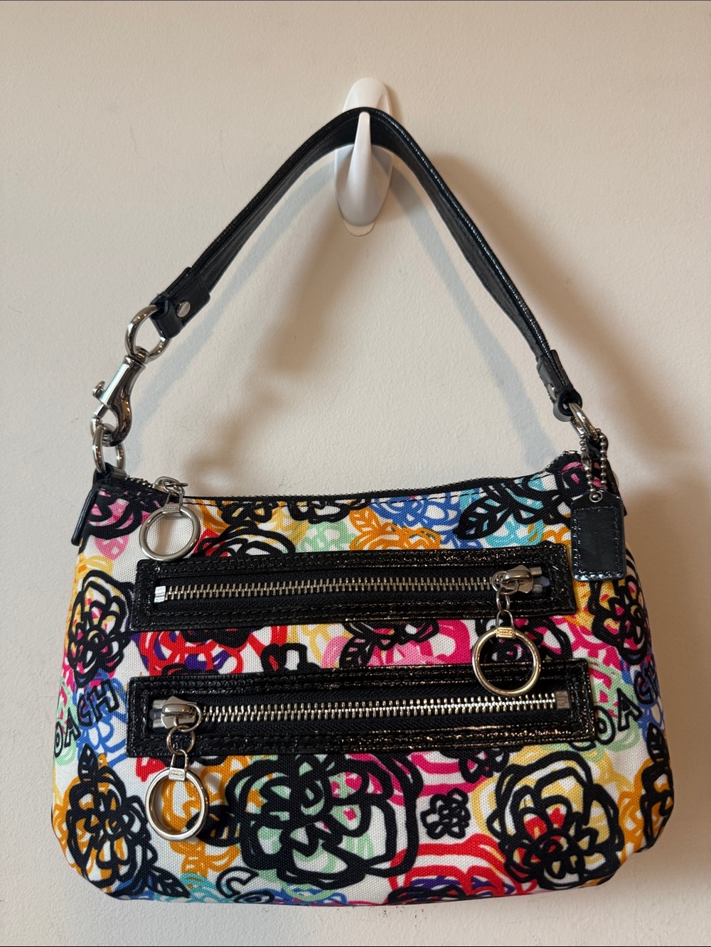 Coach Vintage Poppy Multi Color Floral Print Shoulder Bag - Navy Trim